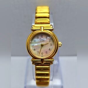 Womens Caravelle By Bulova Watch Gold Tone Mother Of Pearl C877485 New Battery